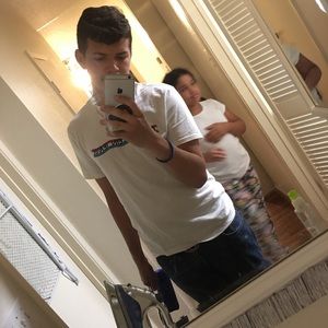 Meet your Posher, Damien